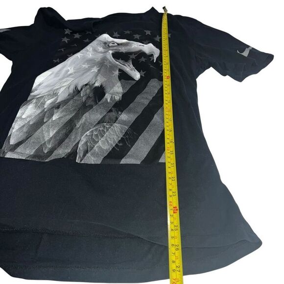The Nike Tee Black Eagle T-Shirt -‎ Size Medium - Picture 3 of 6
